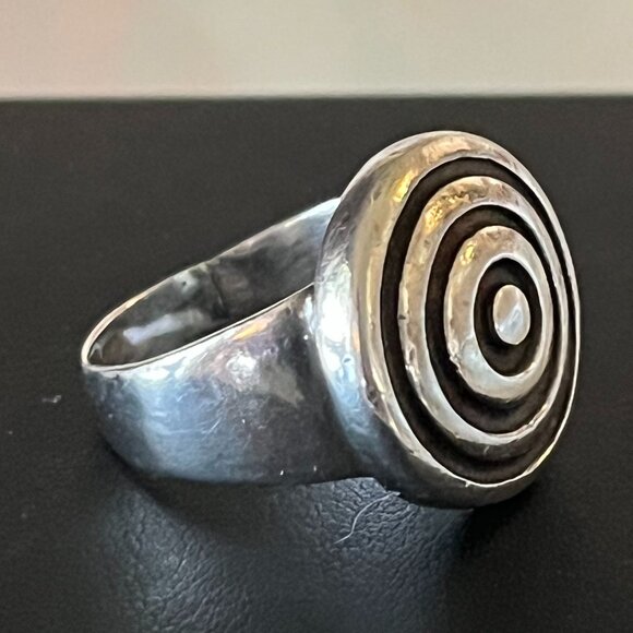 Vintage Lisa Jenks Heavy Silver Ring - Sz 7 - Picture 3 of 8